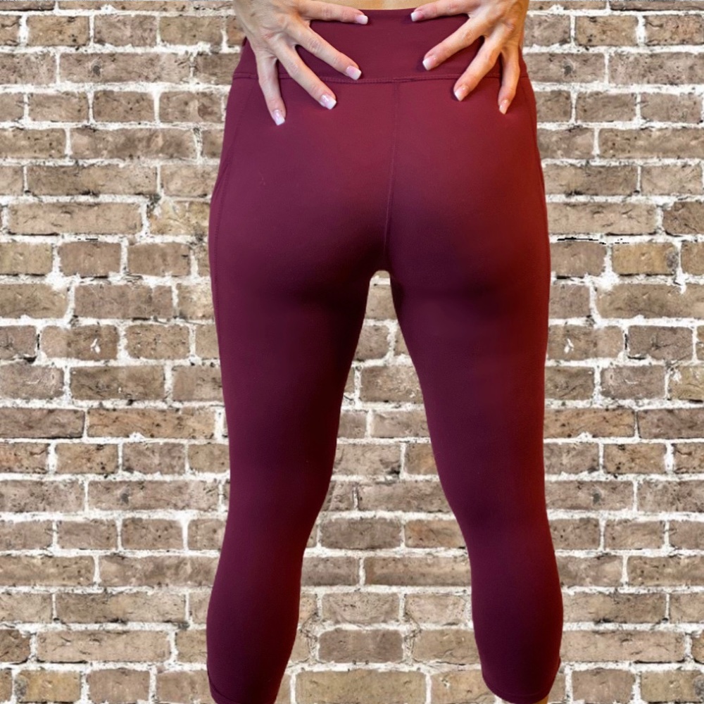Buttery soft capris - Picture 2 of 2